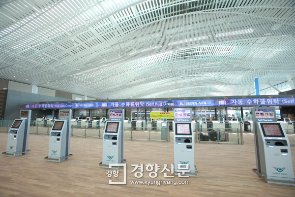 내년 1월께 개장할 인천공항 제2여객터미널 3층 출국장 모습|인천국제공항공사 제공