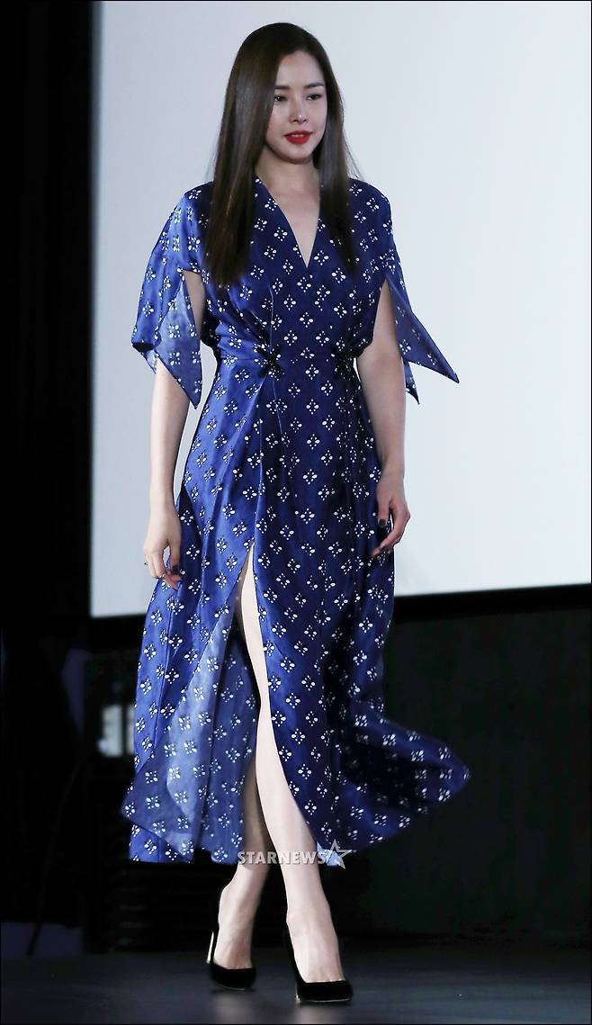 [★포토]이하늬, '트임이 과감한 원피스'