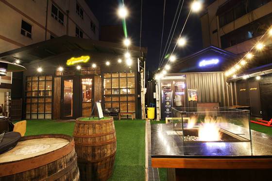 맥주 매니어들에게 유명한 '어메이징브루잉컴퍼니'. [사진 어메이징브루잉컴퍼니]