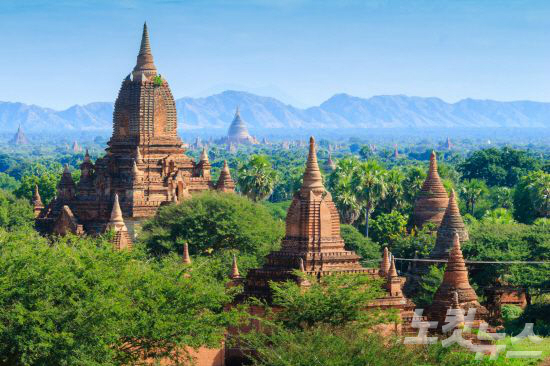 캄보디아의 앙코르와트, 인도네시아의 보로부드르 사원과 함께 세계 3대 불교유적지 중 하나인 바간. (사진=작은별여행 제공)