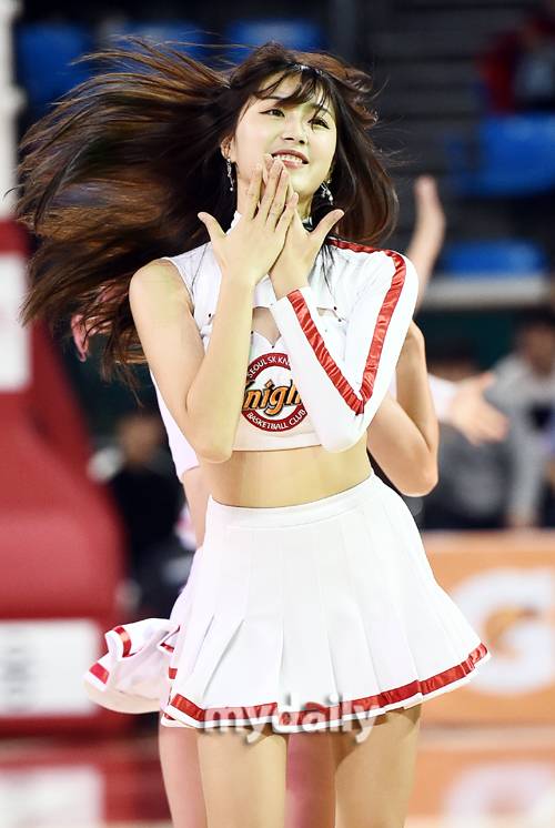 ▲ 치어리더 안지현 '코트 빛내는 미모'