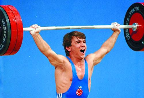 슐레이마놀루. AP뉴시스