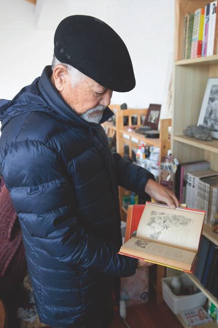 김종신 전 청와대 비서관은 가까이에서 지켜본 박정희 전 대통령의 모습을 기록한 책을 다수 펴냈다.[지호영 기자]