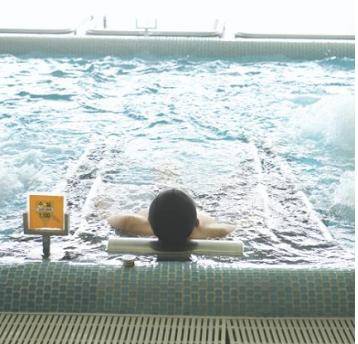 퇴근 후 하는 목욕은 스트레스 완화에 효과가 있다. 목욕물 온도는 38~40도가 적당하다. 사진-헬스조선DB