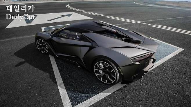 W 모터스, 페니어 수퍼스포트(Fenyr SuperSport)