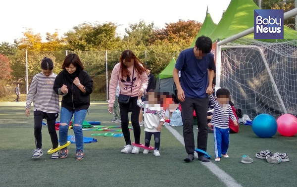 딸아이와 함께 회사 체육대회에 갔다. ⓒ최은경