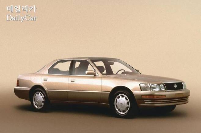 렉서스, 1세대 LS400(1989)