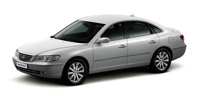 현대자동차 준대형 세단 '그랜저TG'