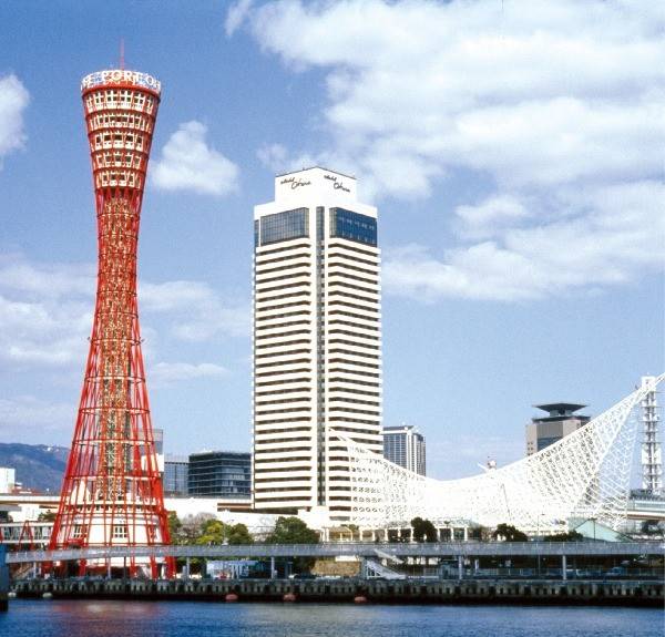고베의 랜드마크인 하버랜드 포트타워.
