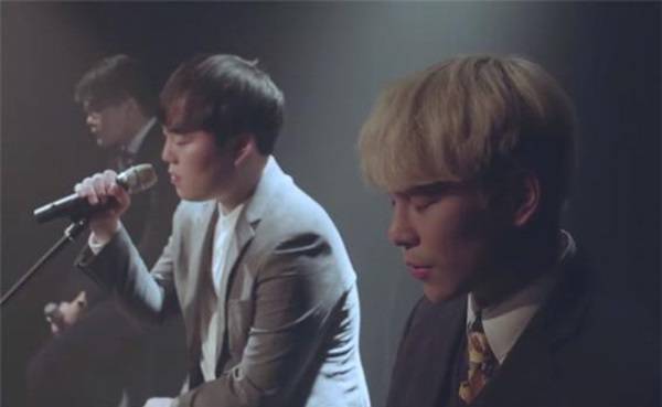 장덕철 ‘그날처럼’ 뮤직비디오 중 한 장면. / 리메즈 엔터테인먼트