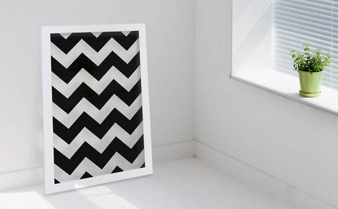 지그재그 액자. 옥션 제공