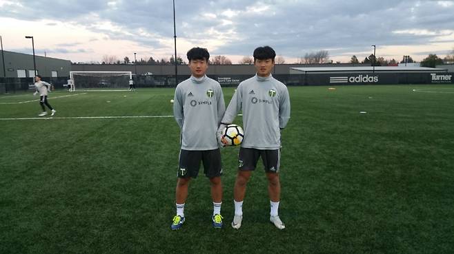 ▲ 곽호승(오른쪽)이 MLS 포틀랜드 팀버스 U-19 팀에 입단한다.