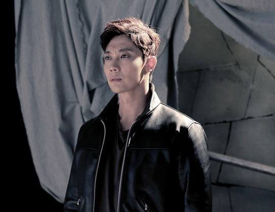 뮤지컬 모래시계 태수 역 김우형