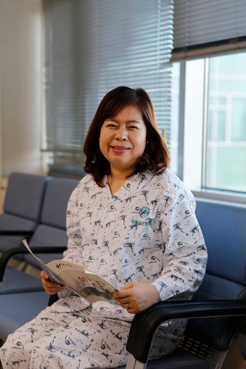 신장 기증 수술 앞둔 황아현 씨 [사랑의 장기기증 운동본부 제공=연합뉴스]