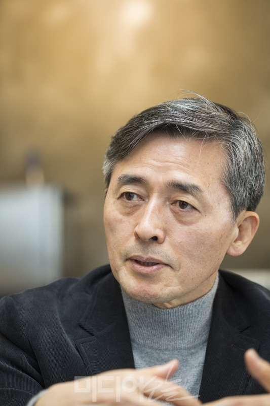▲ KBS 사장 출마 의사를 밝힌 양승동 PD가 5일 서울 당산동 인근 카페에서 미디어오늘과 인터뷰 하고 있다. 사진=이치열 기자 truth710@