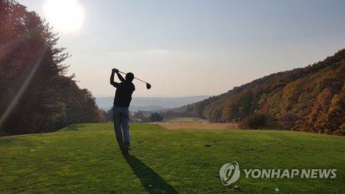골프 티샷[연합뉴스 자료 사진] 해당 사진은 기사 내용과 아무런 관련이 없습니다.