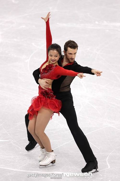 왼쪽부터 민유라, 알렉산더 겜린