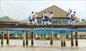 수상가옥촌 캄퐁 아에르