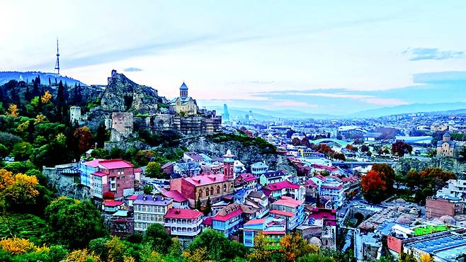조지아의 문화중심 도시 트빌리시.