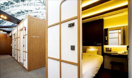 3시간 2만3100원에 이용할 수 있는 다락휴 객실  /워커힐 제공