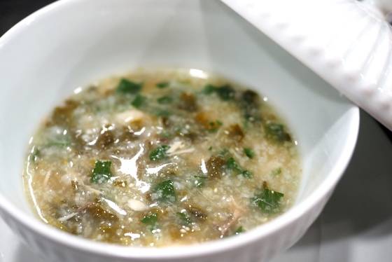 다른 날 만찬에 나온 고등어죽. [사진=임상진 SL안과 원장]