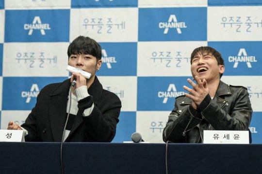 휘성과 유세윤은 “‘우주를 줄게’는 음악이 중심이 되는 프로그램이 아니다”고 말했다/사진제공=채널A