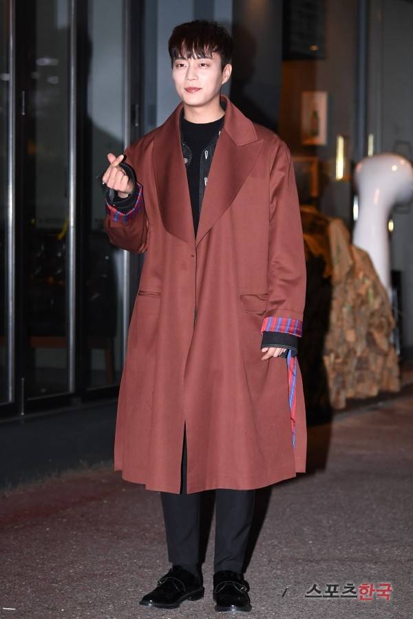 KBS2TV 월화드라마 '라디오 로맨스' 종방연에 참석하고 있는 하이라이트 윤두준. 사진=장동규 기자 jk31@hankooki.com