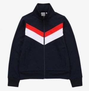 ‘태권브이’ 활동복과 닮은 모 글로벌 브랜드의 신상품 트레이닝복 (사진=해당 브랜드 홈페이지)