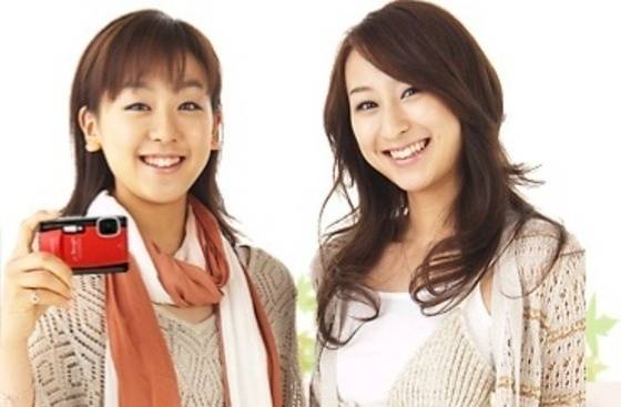 아사다 마오와 아사다 마이 자매. 스무살에 어머니를 여의었다. [중앙포토]
