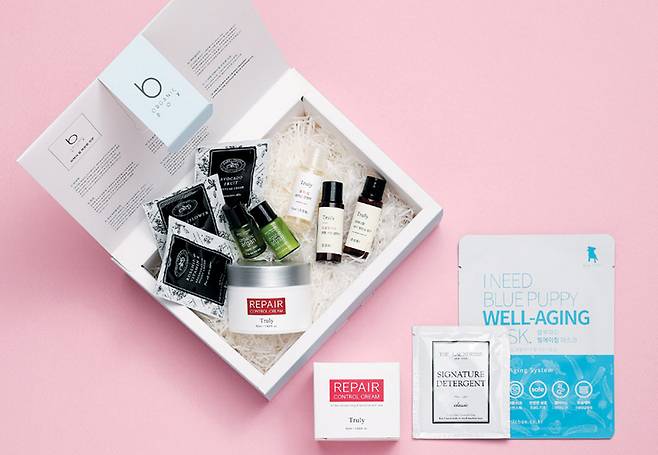 다양한 유기농 화장품으로 구성된 ‘오가닉박스’/오가닉박스