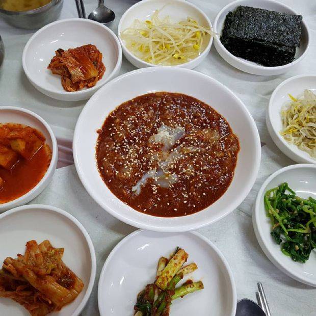 장터식당(이미지=인스타그램ID_tk.g_mom)
