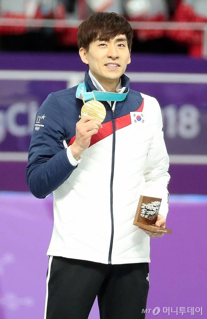 2018 평창동계올림픽 매스스타트에서 금메달을 획득한 한국 남자 스피드스케이팅의 간판스타 이승훈(31·대한항공). /사진= 김창현 기자