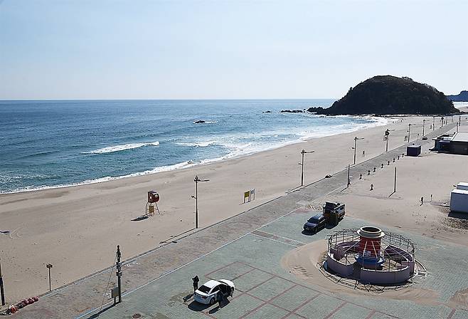 축제장 바로 옆에는 길이 4km가 넘는, 동해안에서 손꼽히는 맹방 해안이 있다. 이걸 안 보고 가면 섭섭하다.  ⓒ홍순율