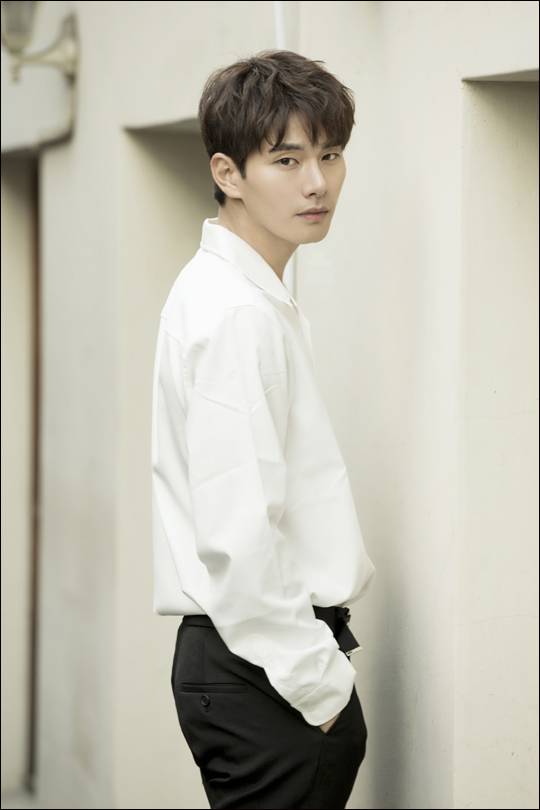 JTBC '으라차차 와이키키'를 마친 이이경은 "믿고 보는 배우가 되로 싶다"고 했다.ⓒHB엔터테인먼트