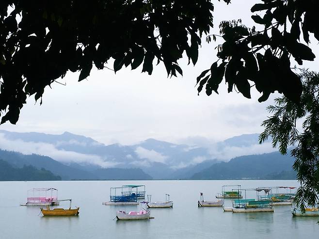 히말라야 트레킹이 시작되는 네팔 포카라. 이곳에도 기분 나쁜 인종차별과 성희롱은 있었다. ⓒ정효정