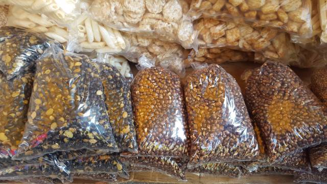 완제품 뻥튀기도 따로 팔아요. ⓒ한미숙