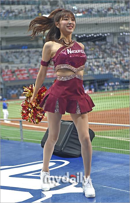 ▲ 치어리더 안지현 '아찔한 웨이브'