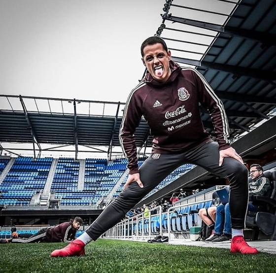 멕시코 공격수 에르난데스는 문전에서 득점력이 뛰어나다. 한국 수비 입장에서는 눈을 떼면 안되는 공격수다. [에르난데스 SNS]