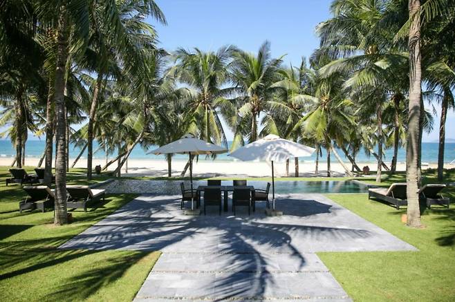 고급스런 인테리어와 함께 럭셔리한 서비스와 시설, 스파 등을 제공하는 다낭 포시즌. (사진=스테이앤모어 제공)