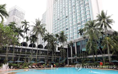 싱가포르 샹그릴라 호텔 (싱가포르=연합뉴스) 한상균 기자 = 28일 싱가포르 샹그릴라 호텔 모습.      이 호텔은 북미 정상회담 혹은 트럼프 대통령의 숙소로 거론되고 있다. 2018.5.28      xyz@yna.co.kr