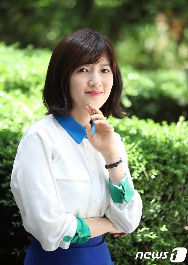 JTBC 드라마 '밥 잘 사주는 예쁜 누나'에서 서경선 역으로 활약한 배우 장소연이 24일 서울 종로구 뉴스1 사옥에서 인터뷰를 갖고 있다. 2018.5.24/뉴스1 © News1 박지혜 기자