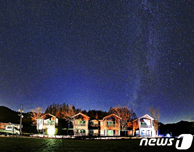 반딧불이 천문대(영양군청 제공)/뉴스1 © News1