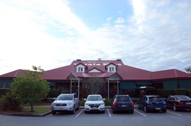 130년 전통의 야탈라 파이(Yatala Pies)