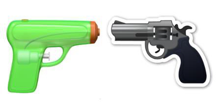 아이폰 물총 이모티콘(왼쪽)과 리볼버 권총 이모티콘. [사진 출처 = 연합뉴스]