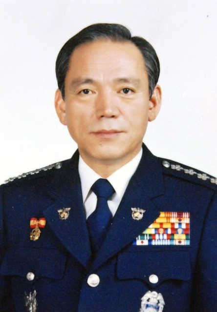강민창 전 치안본부장(현 경찰청장).