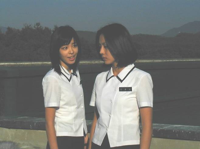 원래 김규리는 극중에서 죽는 인물로, 박예진은 극중 화자로 설정돼 있었다.