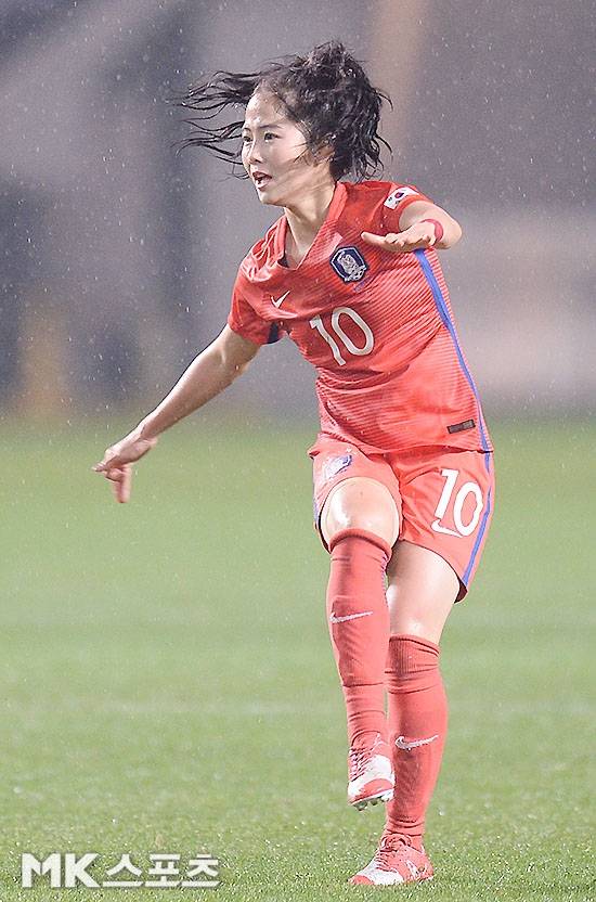 이민아. 사진=김영구 기자