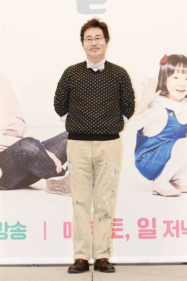 유동근은 KBS 주말드라마 ‘같이 살래요’에서 첫사랑 미연(장미희)과 ‘노년의 동거’를 실현하며 우리 사회에 화두를 던진다. KBS 제공