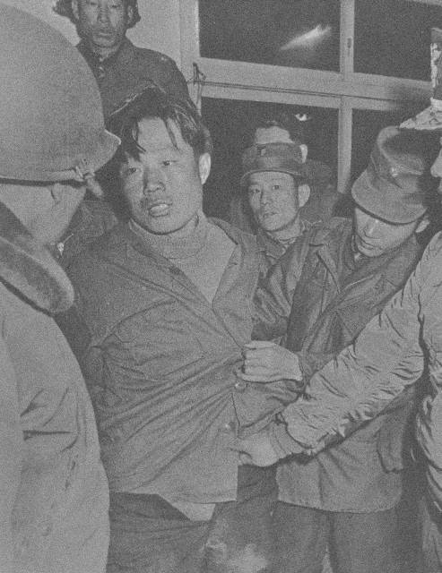 1968년 1월21일 김신조 등 31명의 북한 무장 게릴라가 청와대 습격을 시도하는 사건이 발생했다. 박정희 정권은 북한 도발이라는 변수를 반공체제 강화의 계기로 활용했다. <한겨레> 자료 사진.