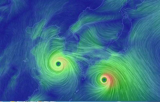 한반도 왼쪽에 제19호 태풍 솔릭이, 오른쪽에는 제20호 태풍 시마론이 보인다. Earth Nullschool 연구소 홈페이지 캡처